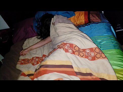 ❤️ Stiefson beréiert seng jonk Stéifmamm wärend hatt schléift. ☑ Qualitéit Porno op Porno lb.dreamlandpassionfever.ru ﹏